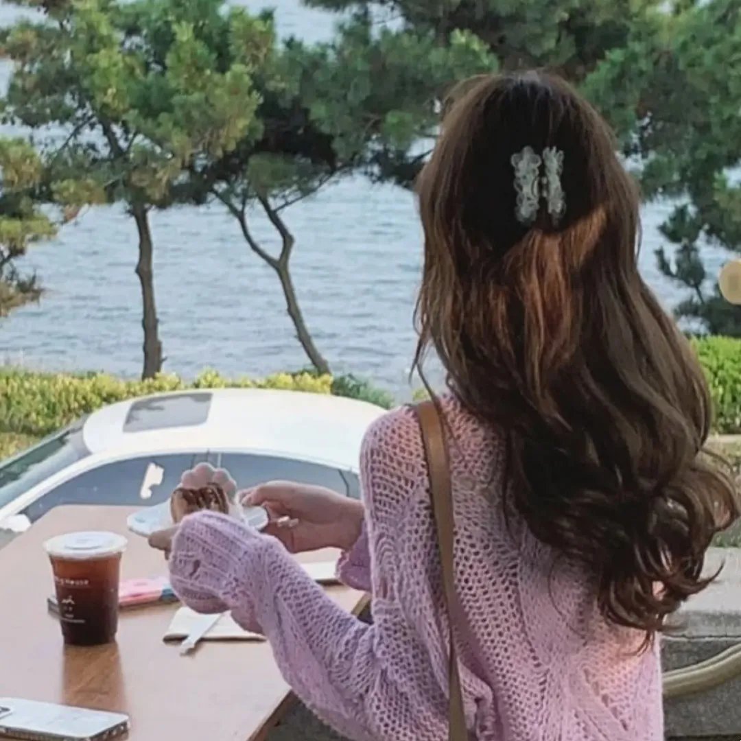 伴娘先拜堂